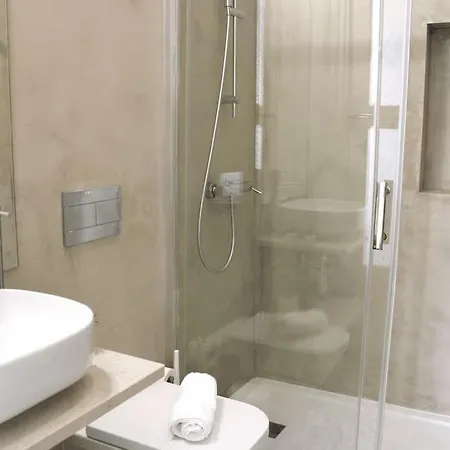 Luxury Unique Апартаменты